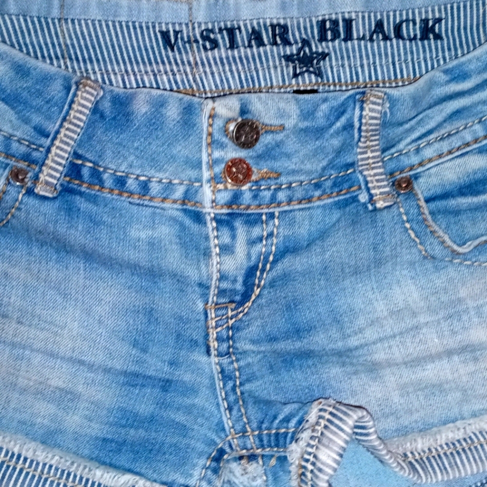 size 7 vanilla star shorts